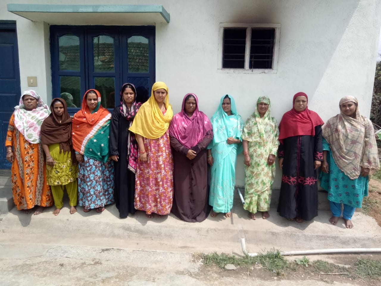 https://1ngo.sgp1.digitaloceanspaces.com/media/harsitha/credit linkge to SHG MEMBERS ICICI BANK.jpeg